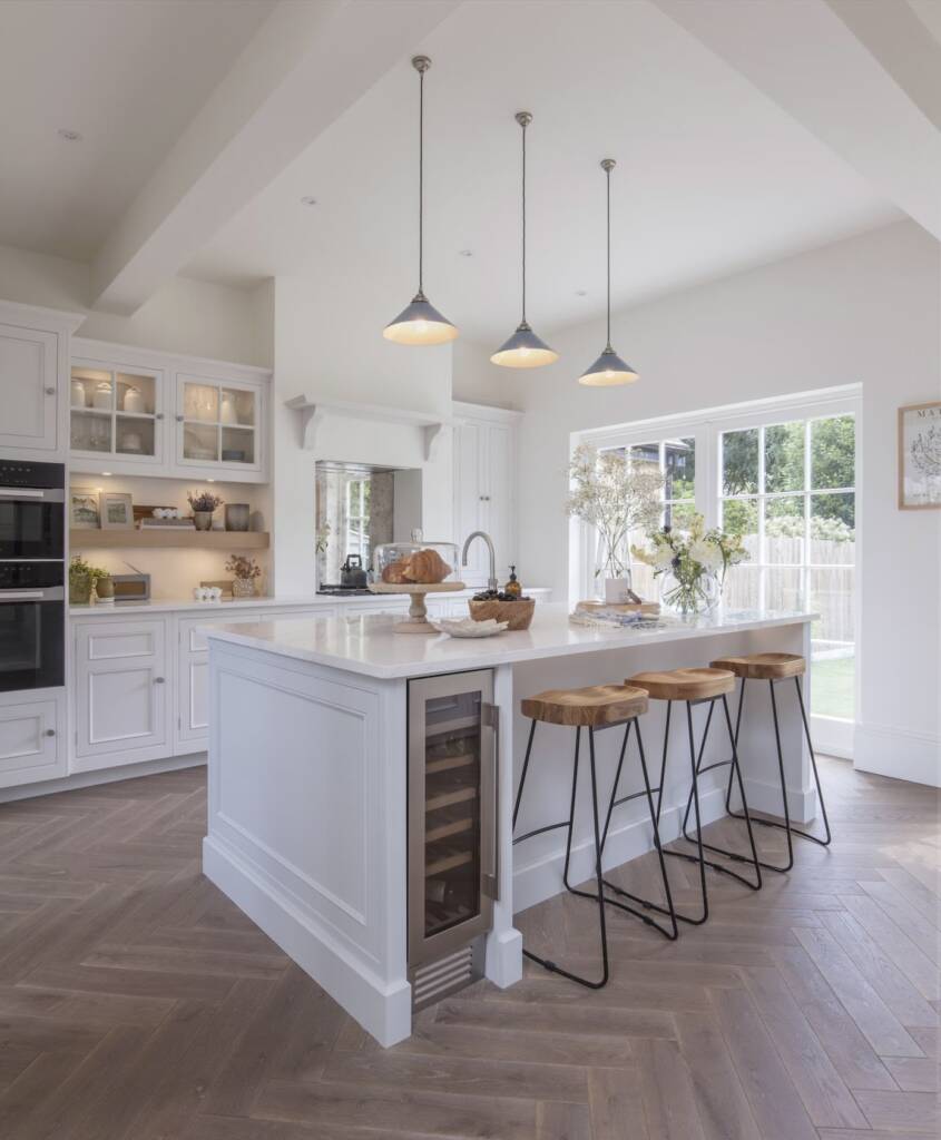 white classic kitchen cabinet