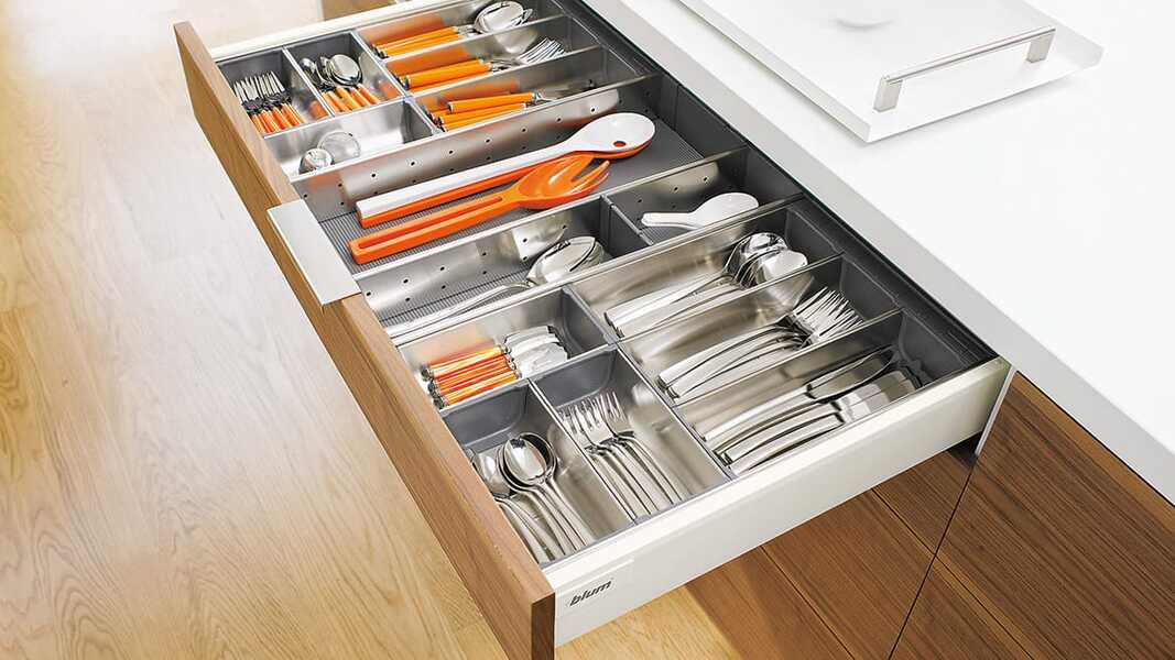 Kitchen drawer organiser dividers cutlery tray