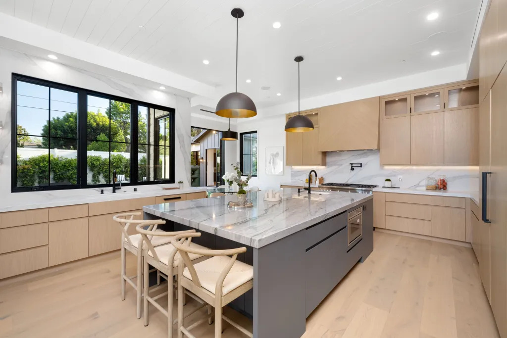 Completed modern kitchen renovation by EverKitchen in Petaling Jaya, Selangor